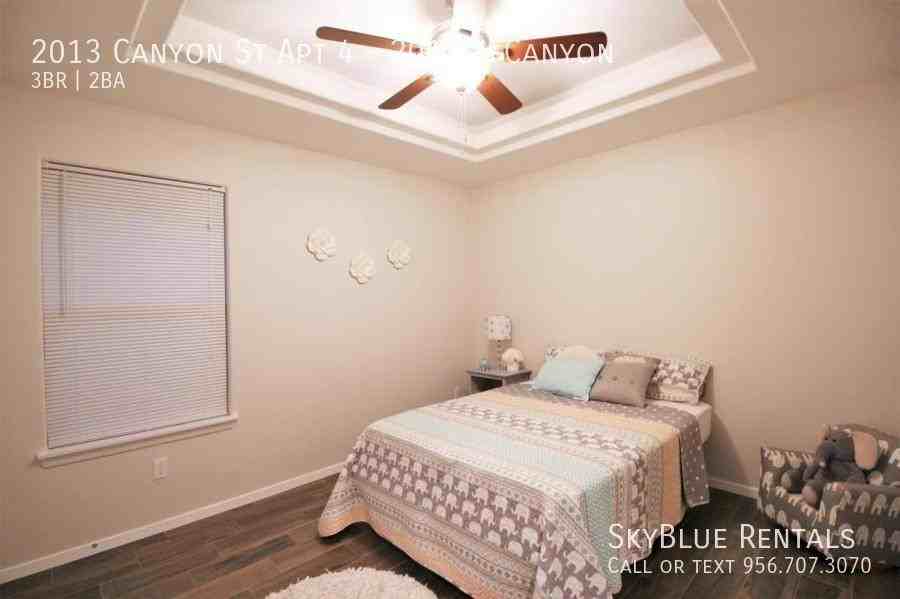 2013 Canyon Dr Apt 4 - Photo 7 of 9