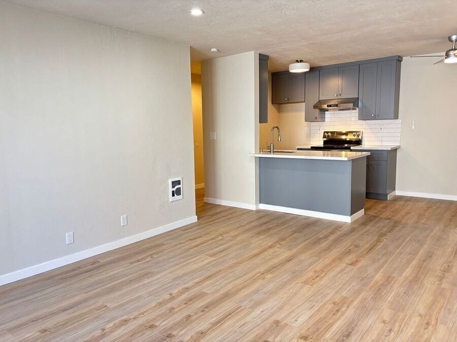 237 Wayne Ave #103 - Photo 4 of 22