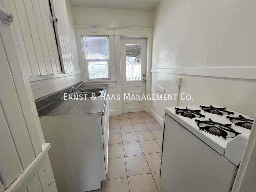 826 Magnolia Ave #03 - Photo 4 of 7