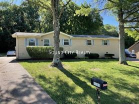 923B Oak Vale - Photo 1 of 1