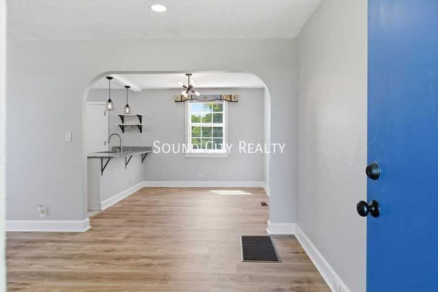 1915 Lebanon Pike - Photo 7 of 30