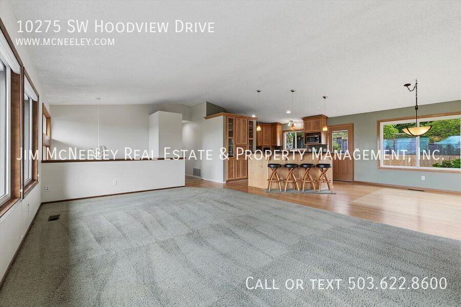 10275 Sw Hoodview Dr - Photo 4 of 50
