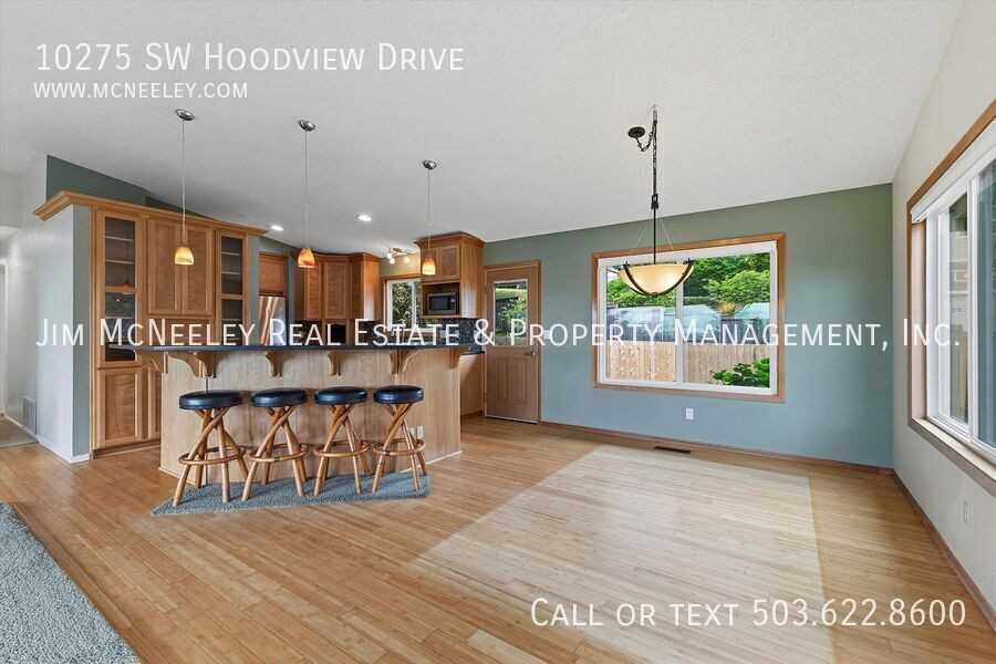 10275 Sw Hoodview Dr - Photo 7 of 50