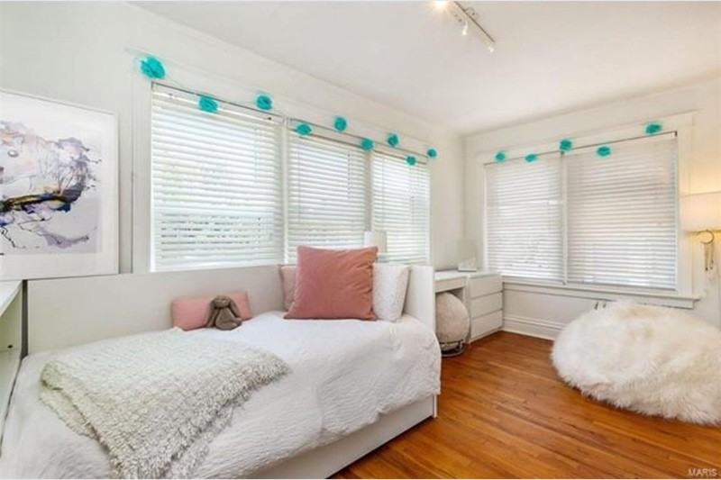 6328 Northwood Ave #2ndFL - Photo 4 of 19