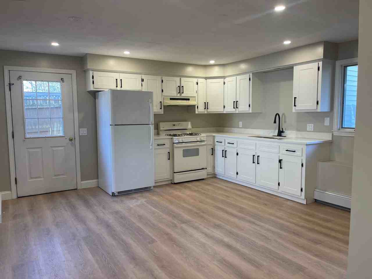 S Spruce St - Photo 3 of 10