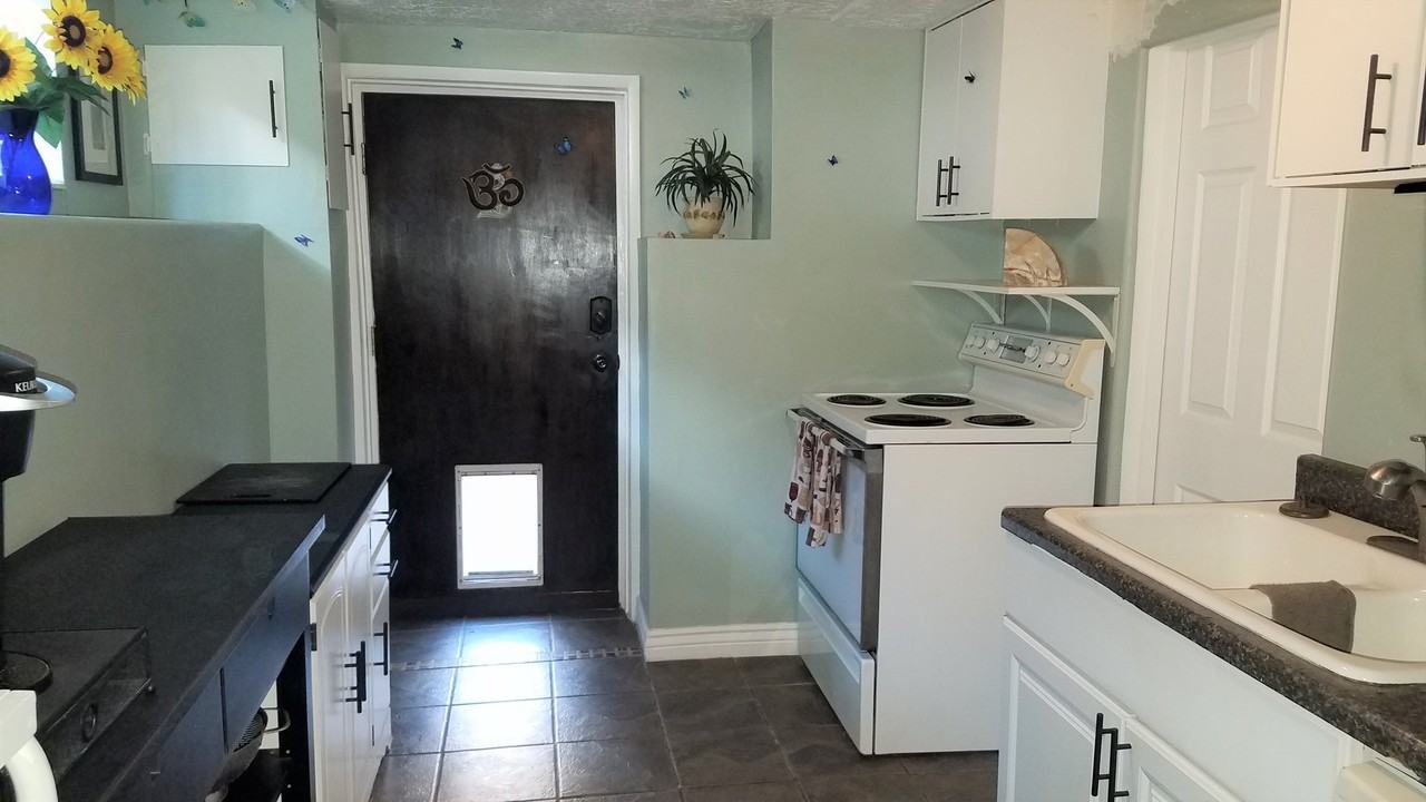 655 E Riviera Cir - Photo 6 of 12