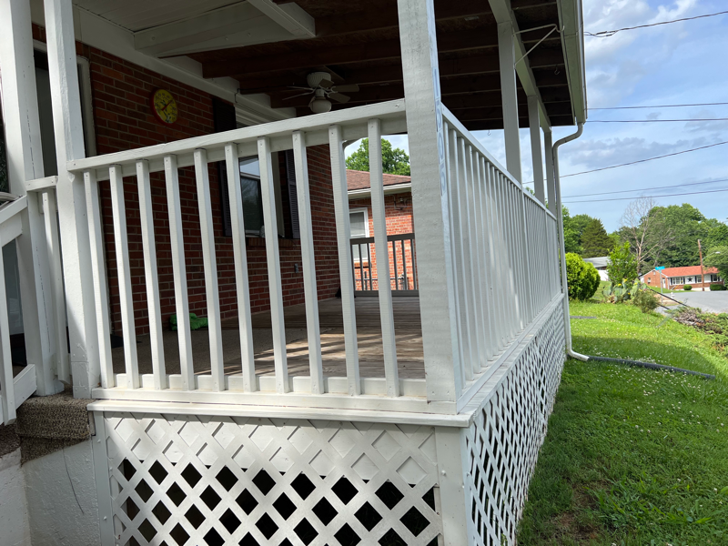 1505 Augusta St - Photo 2 of 14
