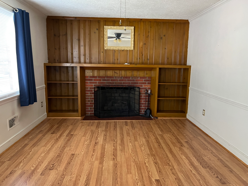 1505 Augusta St - Photo 3 of 14