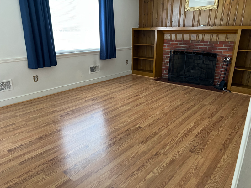 1505 Augusta St - Photo 4 of 14