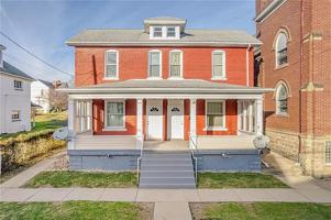 featured image of 606 Mulberry St