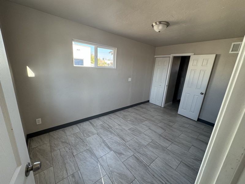 309 W 44th St - Photo 2 of 8