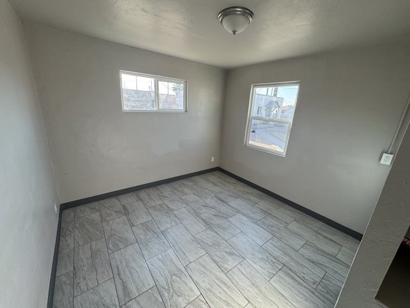 309 W 44th St - Photo 5 of 8