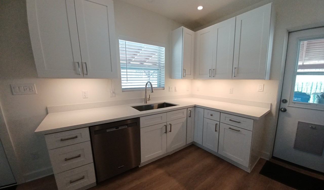 9809 N 2nd Way - Photo 5 of 10