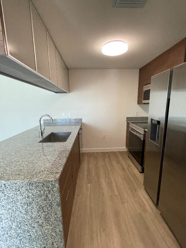 2232 Ne 2nd Ave - Photo 5 of 50