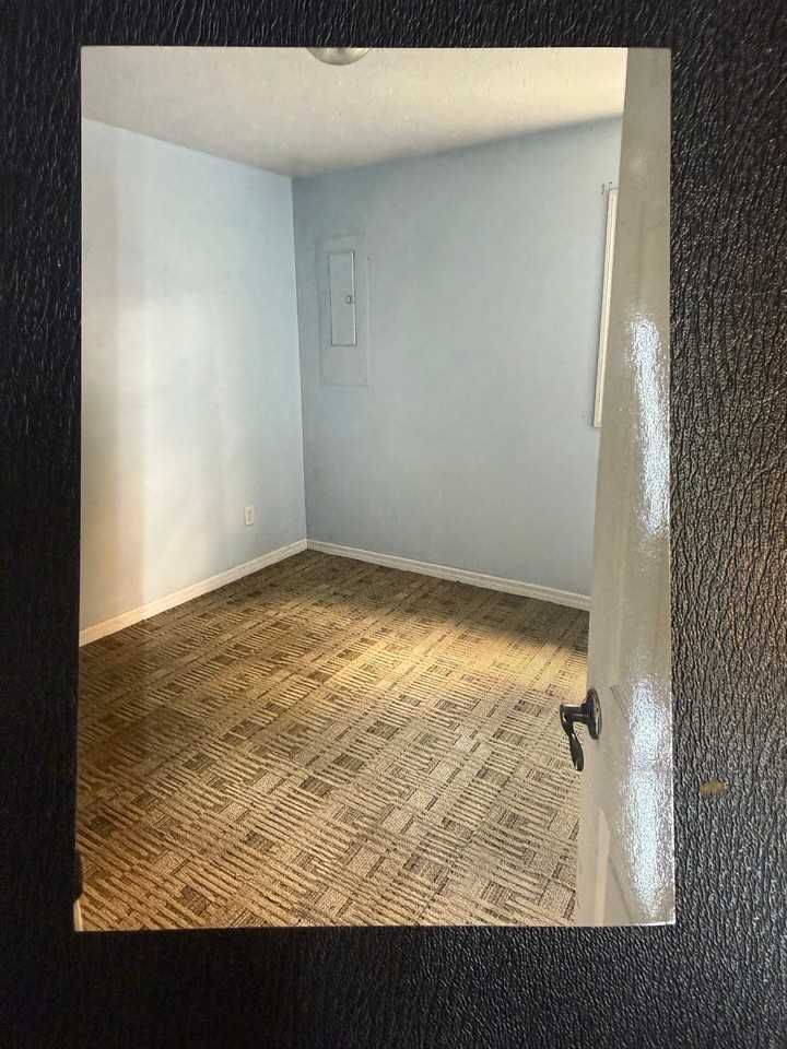 449 Center St Rear #B - Photo 5 of 7