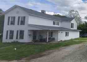 featured image of 121 1/2 E Church St