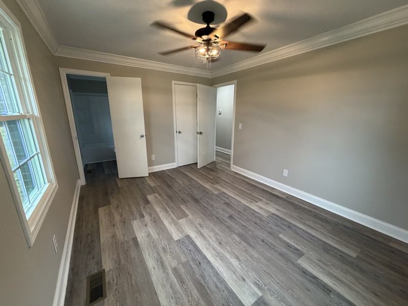 2141 Leavensworth Rd - Photo 7 of 13