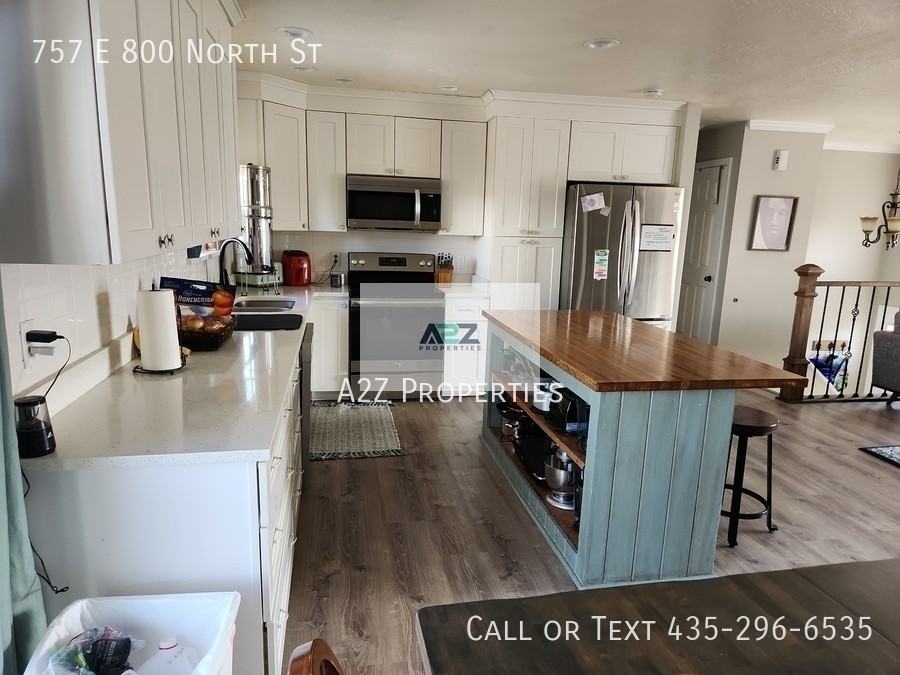 800 NORTH & - Photo 7 of 50