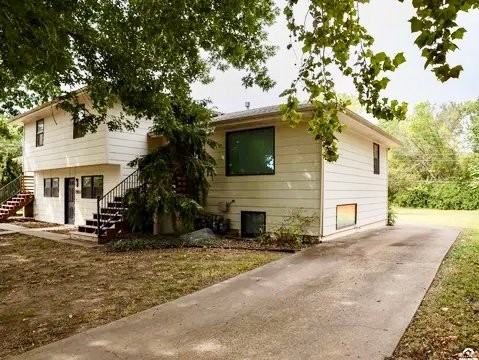 2913 Missouri St - Photo 2 of 15