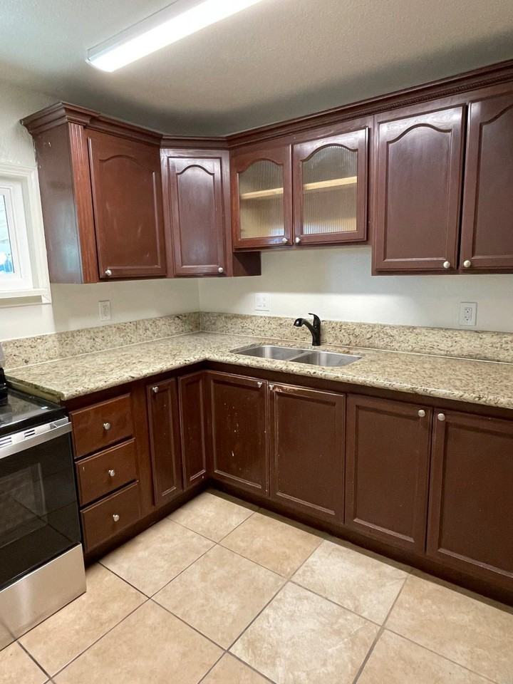 835 E Nocta St - Photo 5 of 14