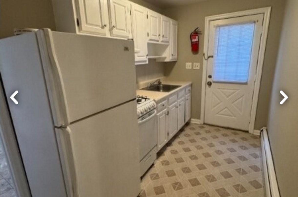 108 Bennett St #1 - Photo 3 of 10