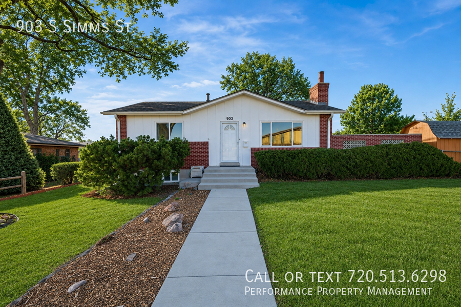 903 S Simms St - Photo 2 of 30