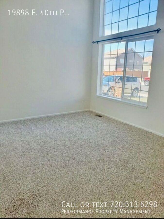 19898 E 40th Pl - Photo 3 of 12