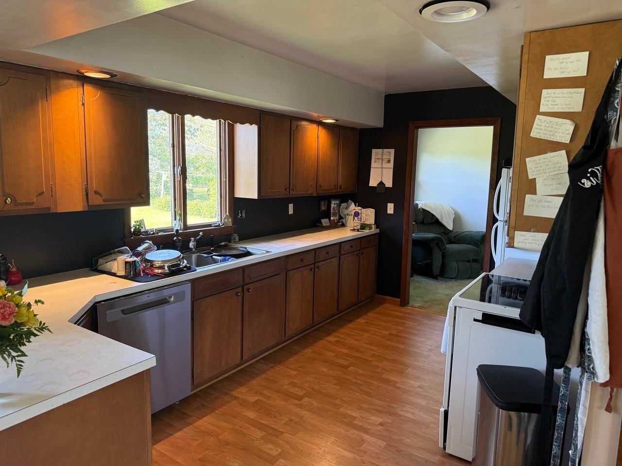 513 Franklin St - Photo 3 of 7