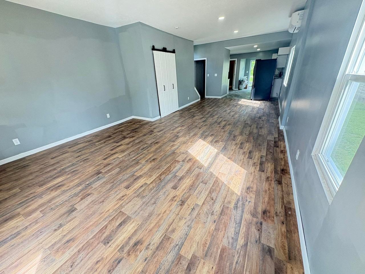 206 Mccook Ave - Photo 2 of 26