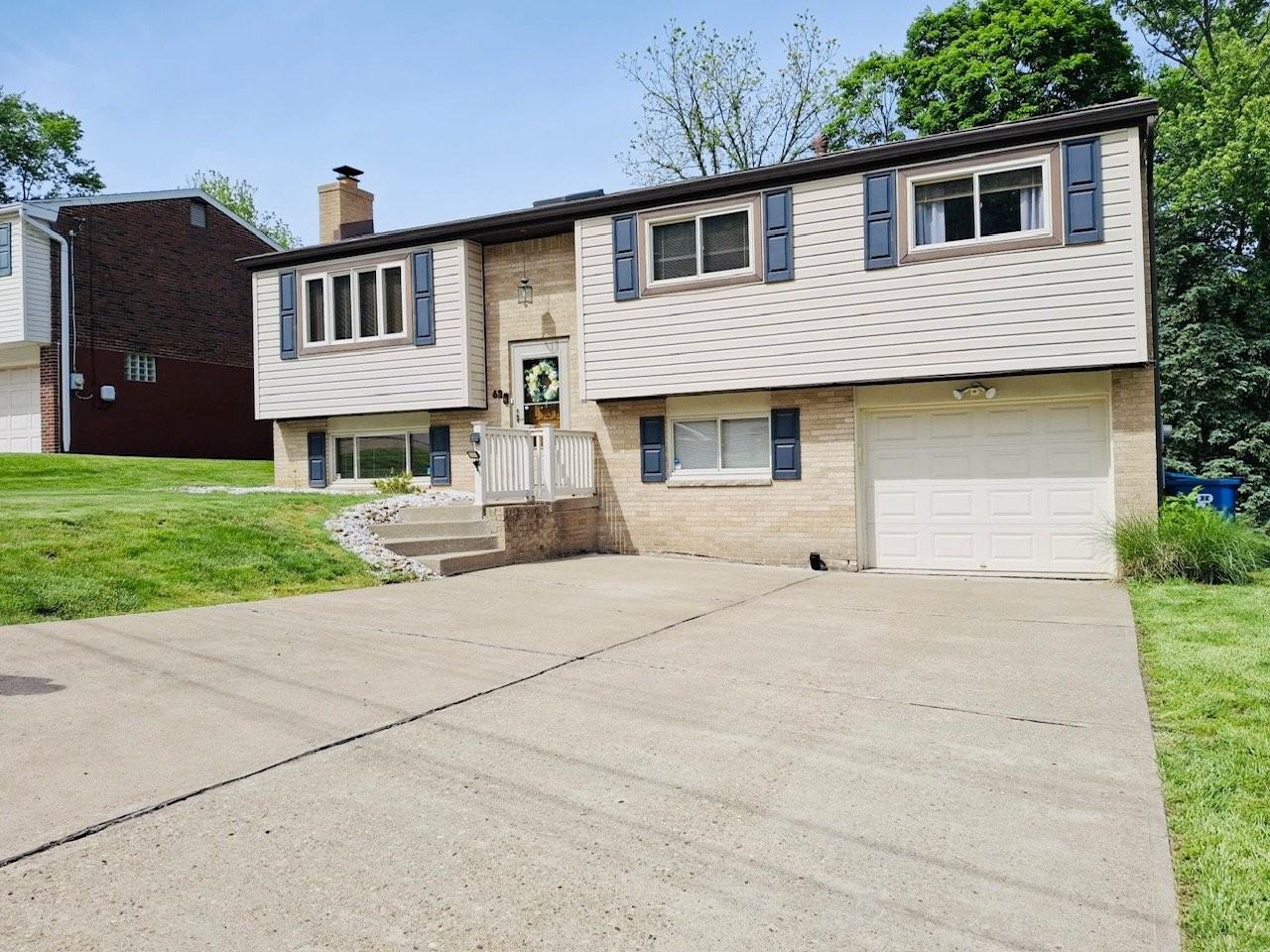 62 Dundalk Dr - Photo 2 of 21