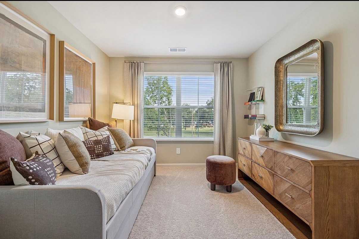 3035 Kingsfield Rd - Photo 4 of 11