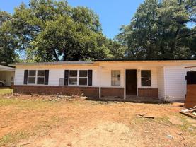713 Raines Dr - Photo 1 of 1