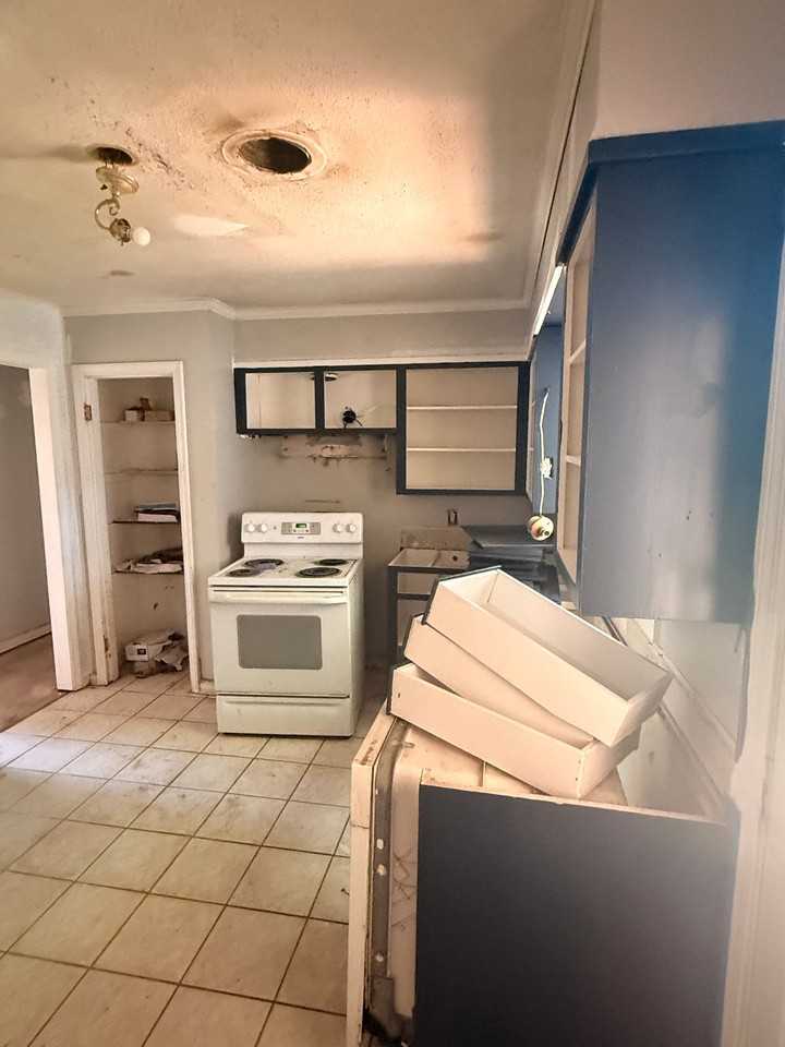 713 Raines Dr - Photo 5 of 14