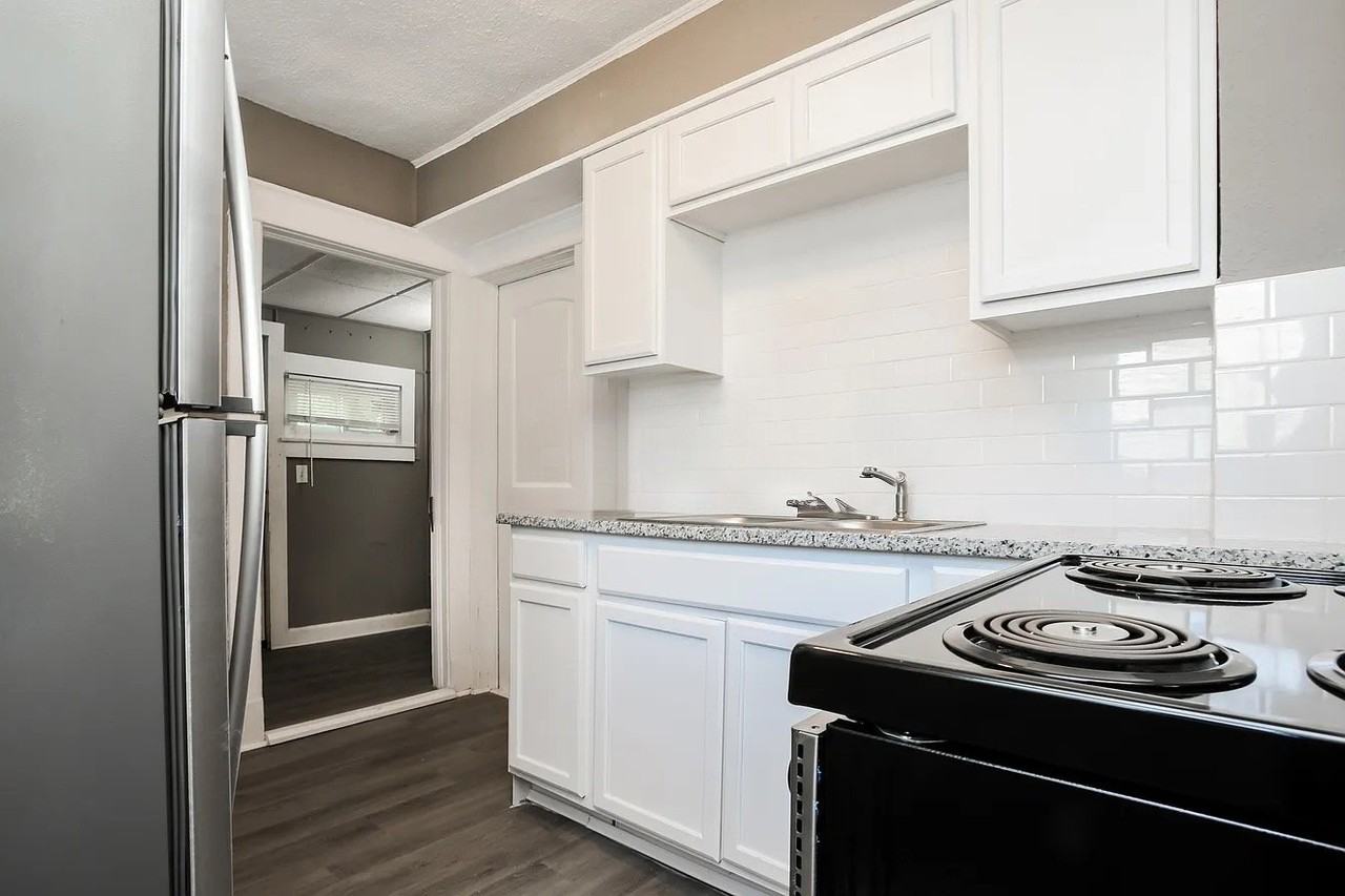 3811 E 36th St - Photo 5 of 6