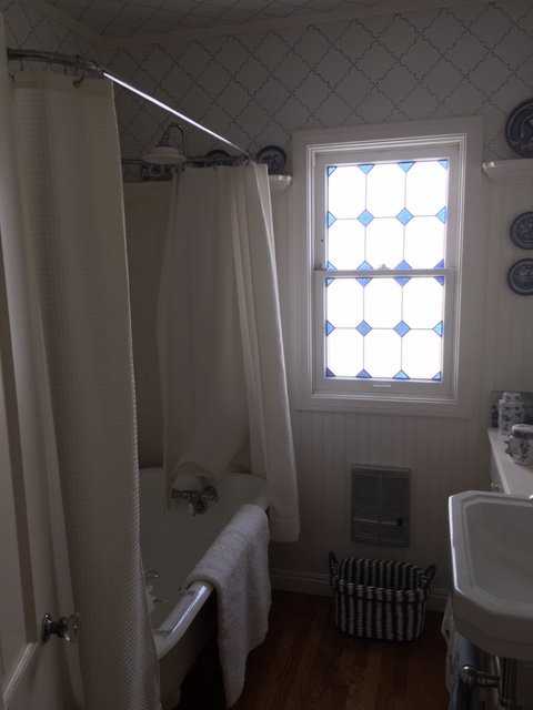 4 Valencia Dr - Photo 7 of 20