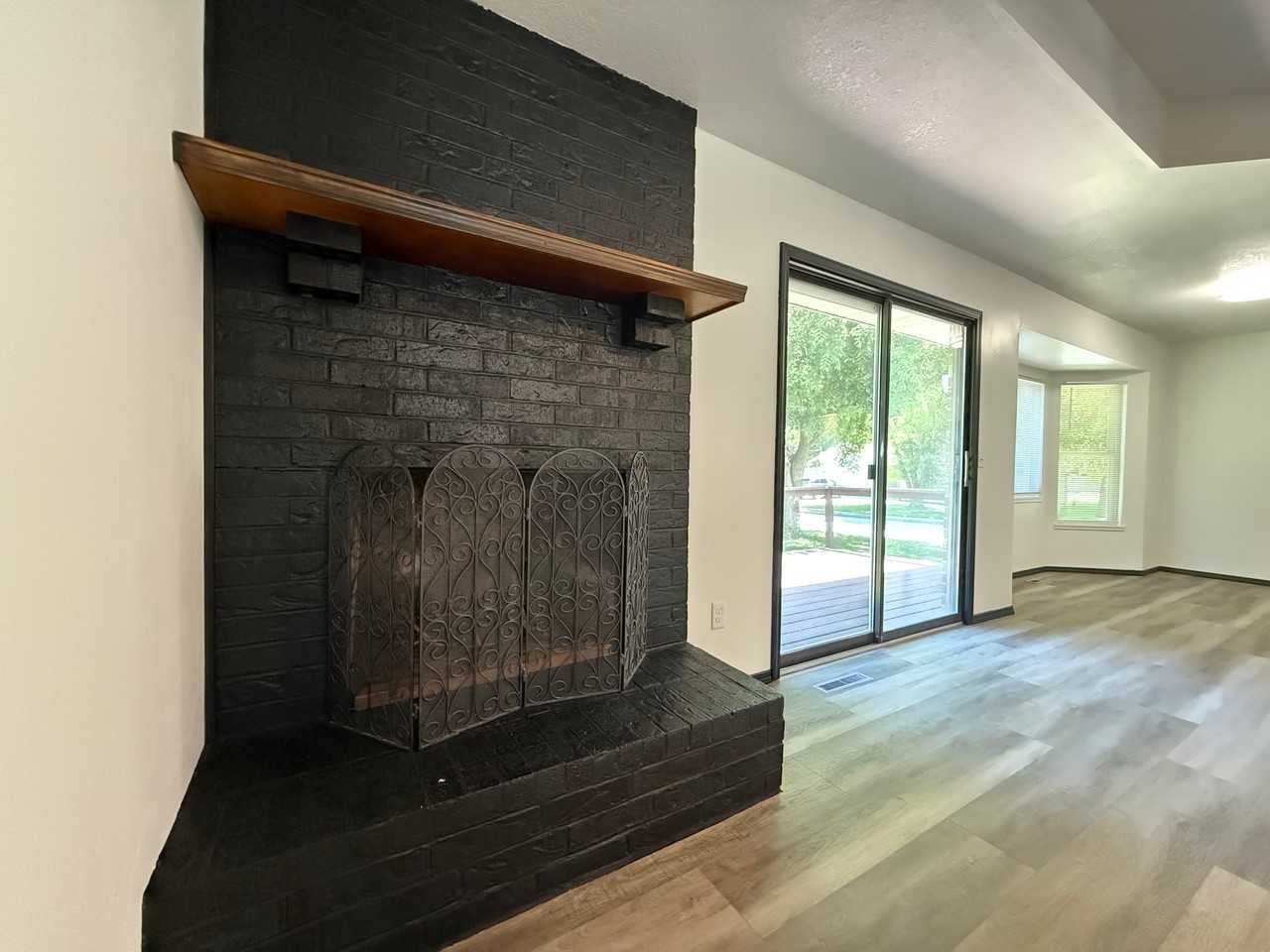 2641 E Verona St - Photo 7 of 20