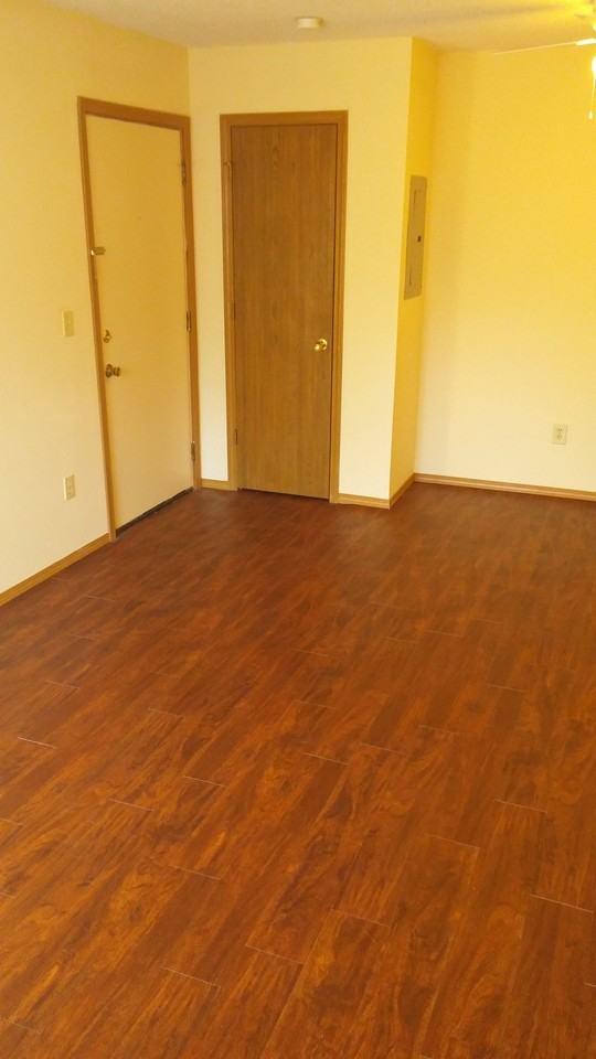1722 E Cherry St #8 - Photo 2 of 4