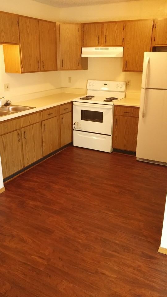 1722 E Cherry St #8 - Photo 3 of 4