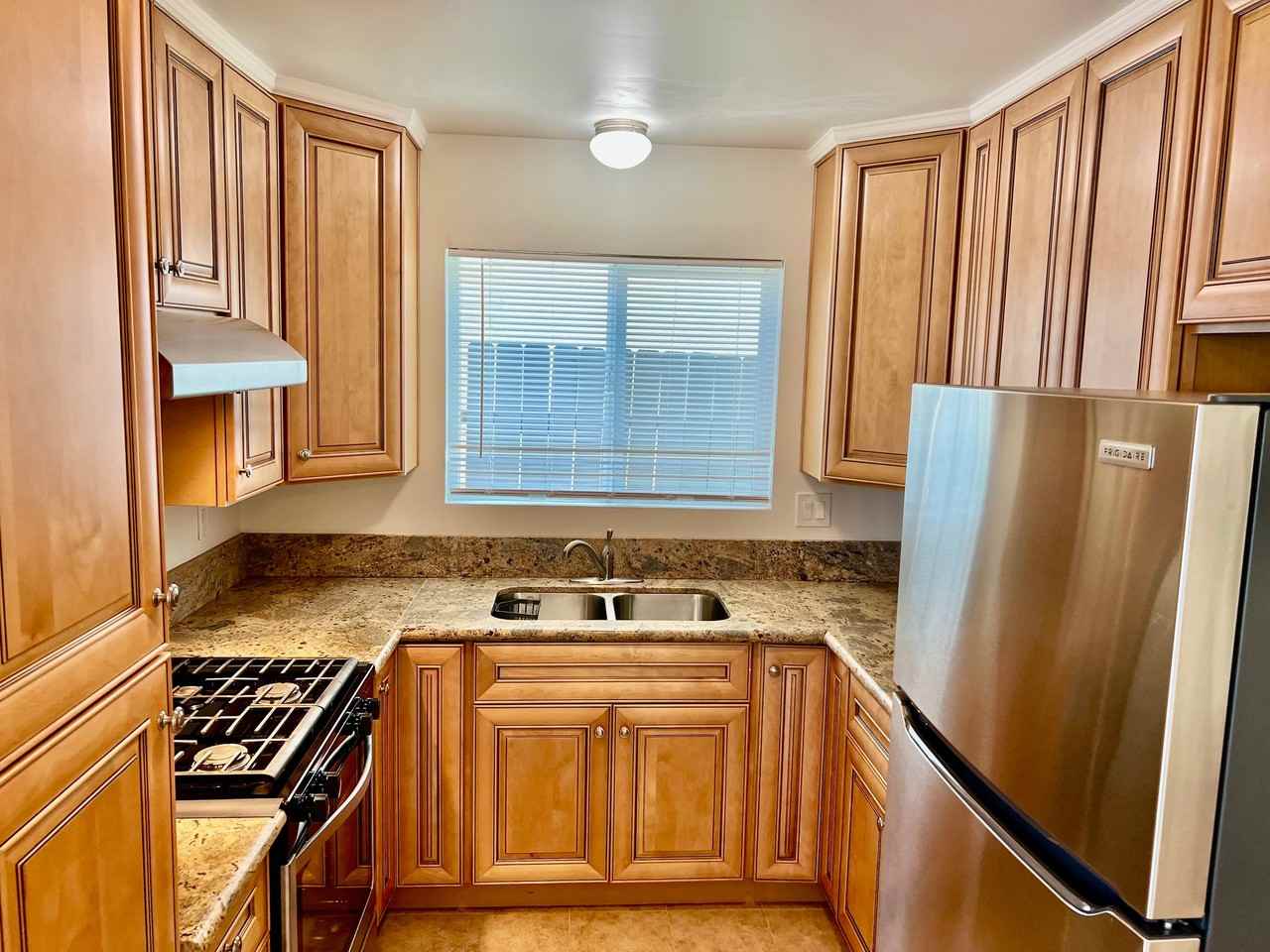 3838 Chamoune Ave #1 - Photo 6 of 19
