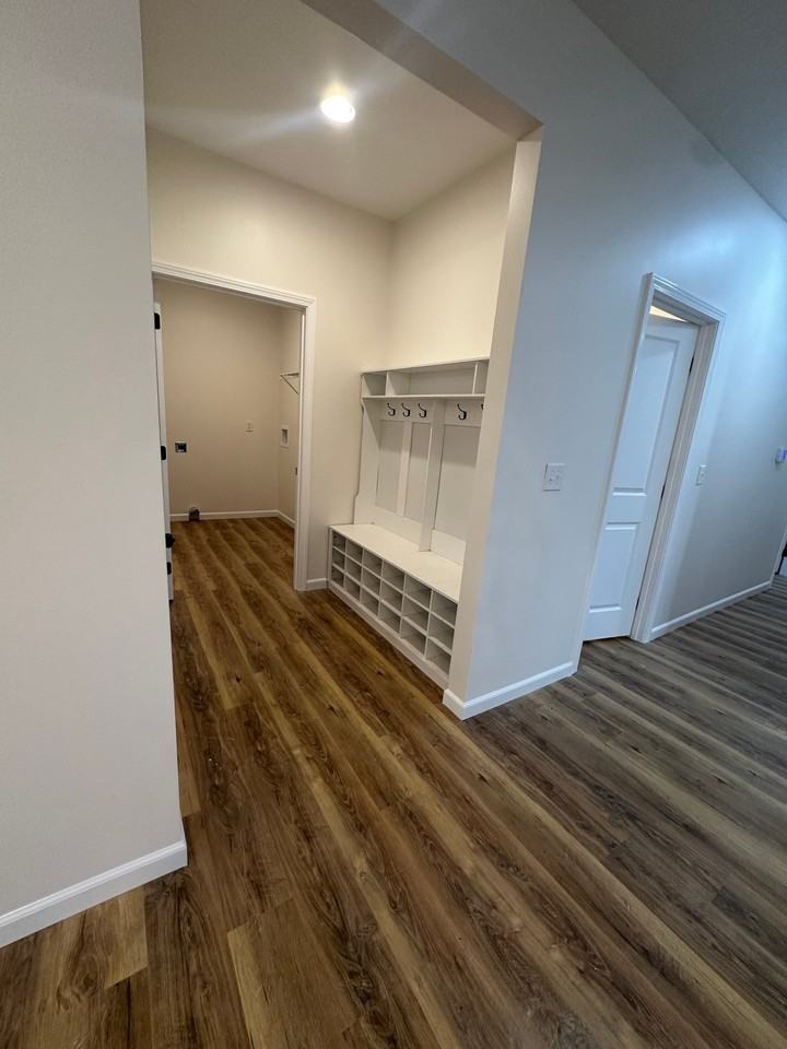 1104 Main St - Photo 7 of 19