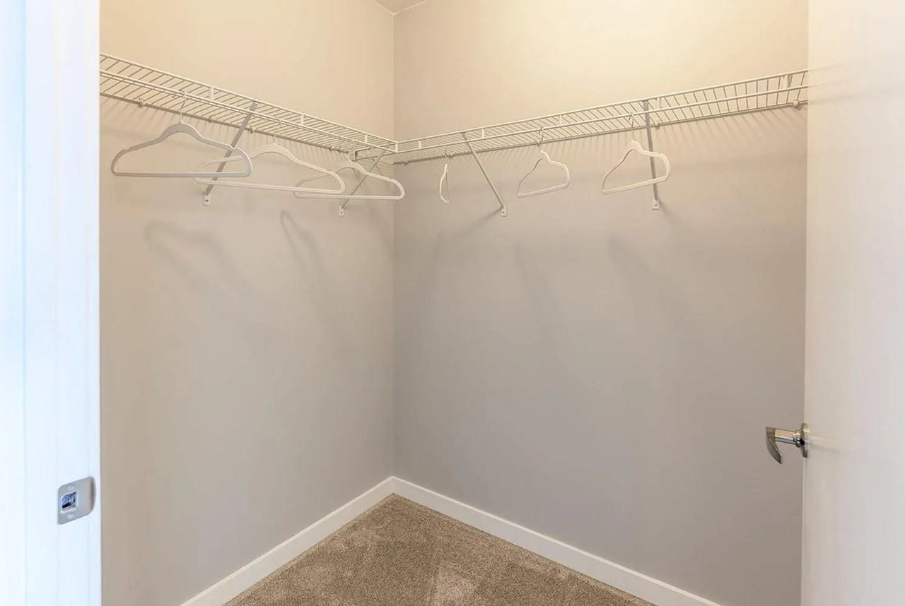 349 E Wacker Dr - Photo 5 of 15