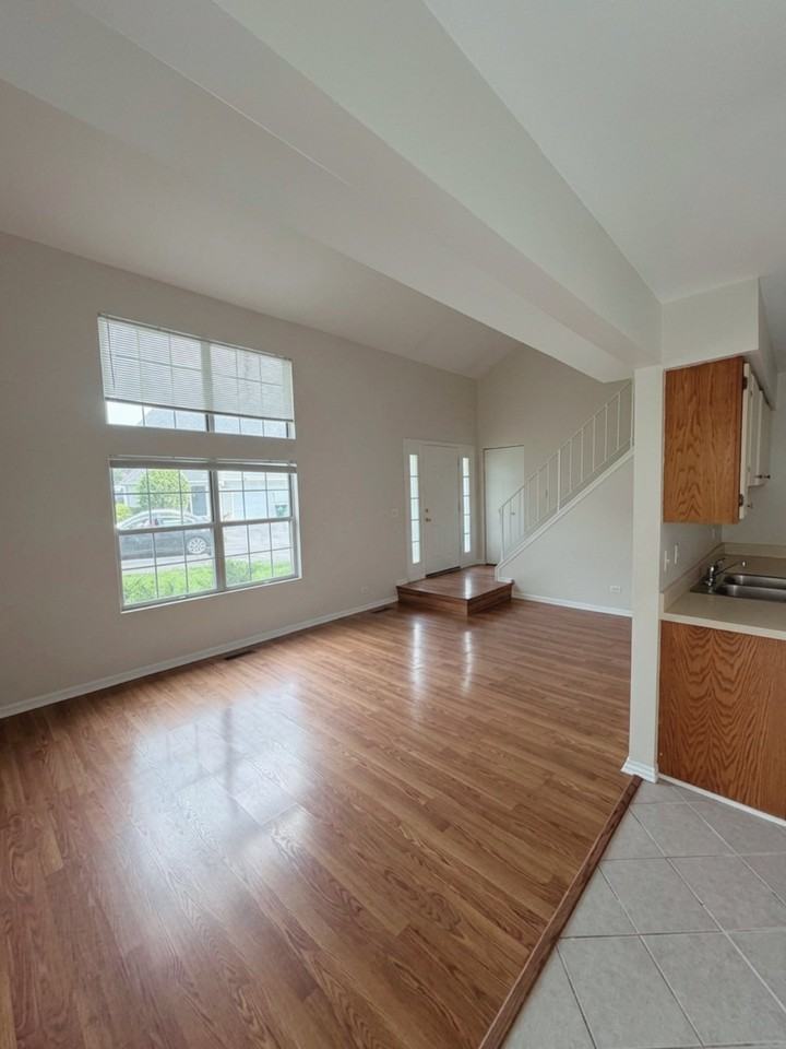 314 Wisteria Dr - Photo 2 of 19