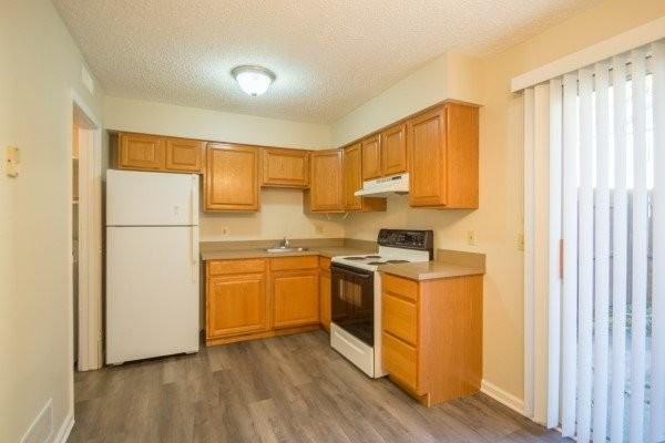 224 Pepper Tree Ln - Photo 5 of 19