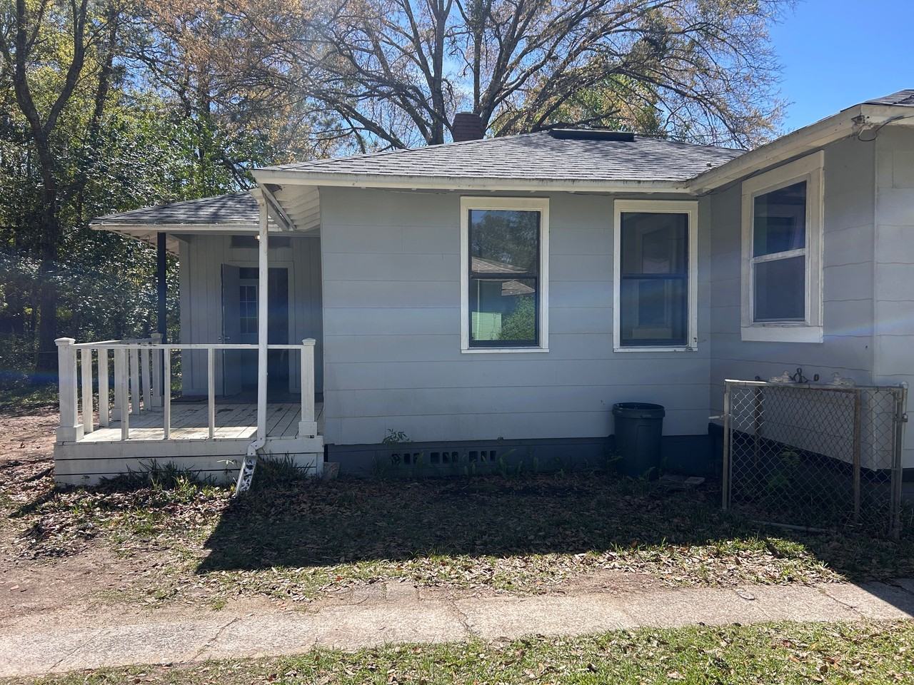 5565 Minosa Cir E - Photo 2 of 14