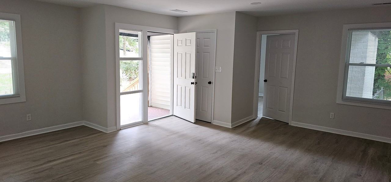 26 Erskine Ln - Photo 2 of 12