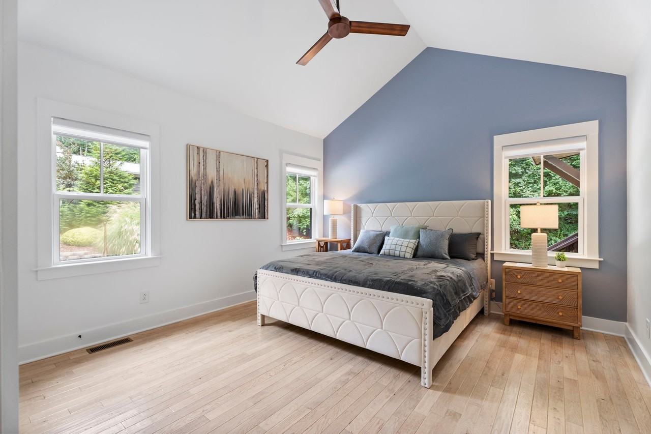 1700 Evergreen Ave - Photo 7 of 20
