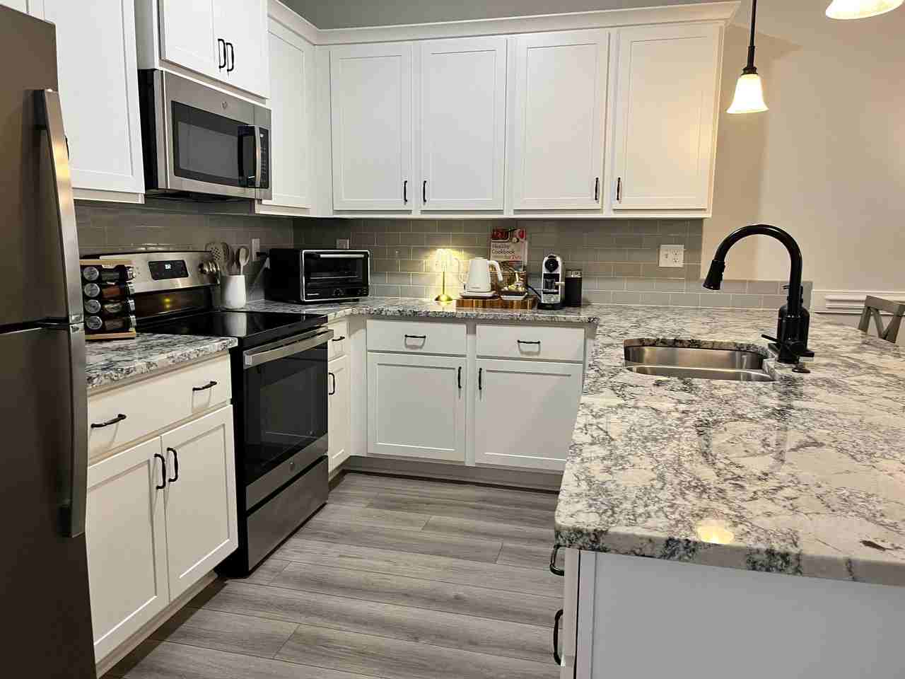 3602 Finley Ct - Photo 2 of 19
