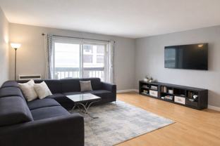 6121 N Sheridan Rd - Photo 1 of 1