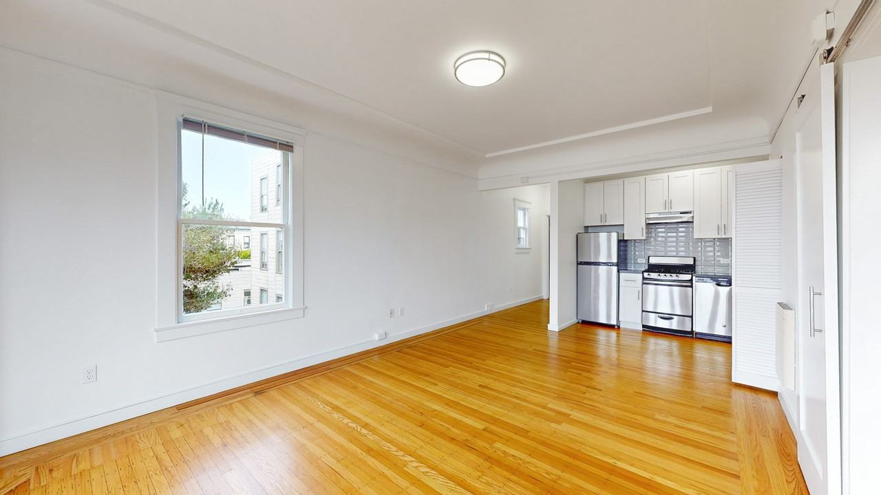 938 Hayes St #6 - Photo 4 of 9