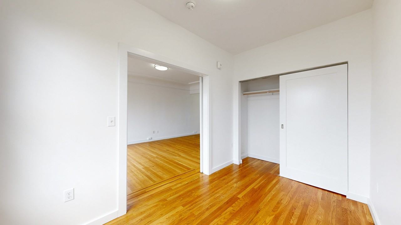 938 Hayes St #6 - Photo 7 of 9